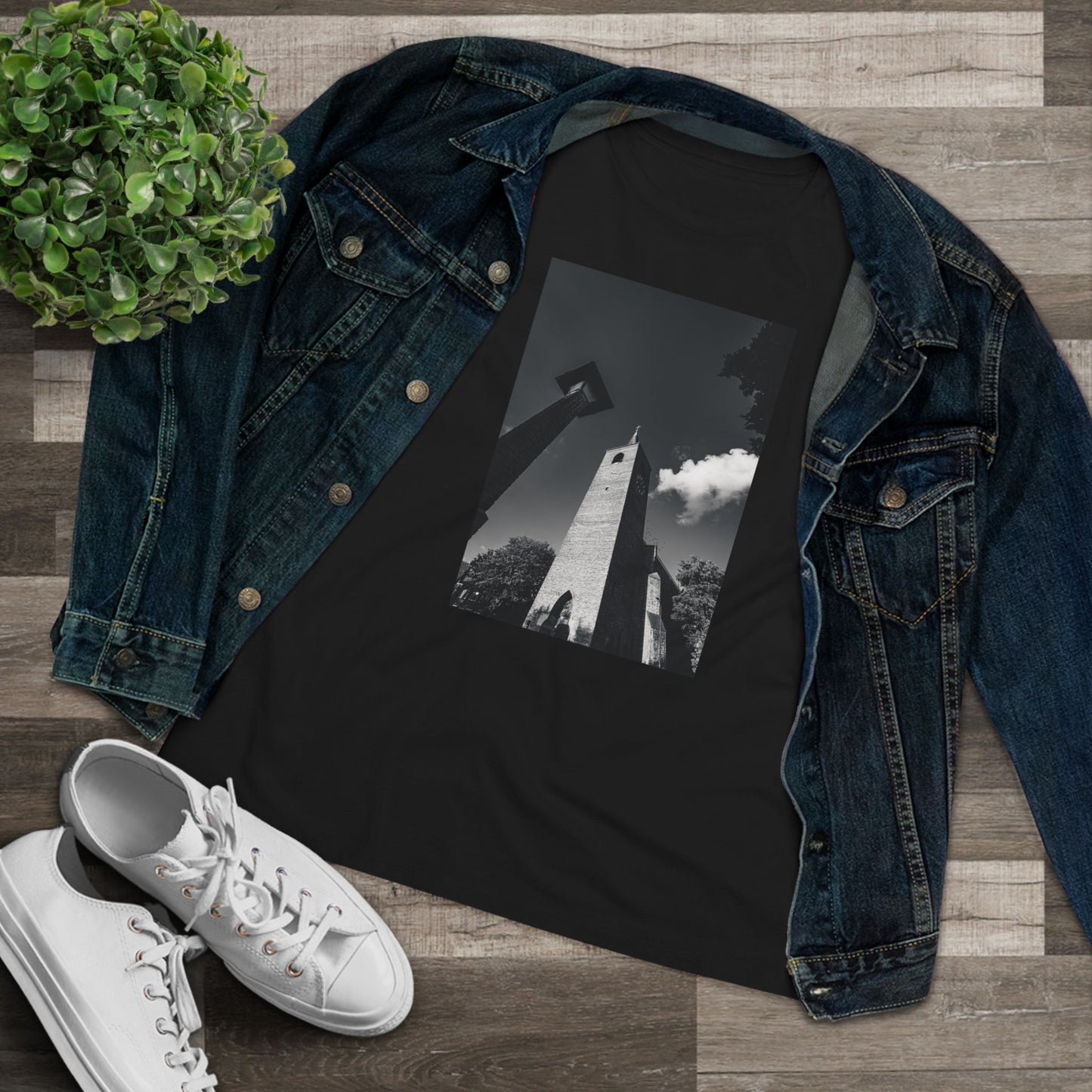 Lammenschans Steeple Monochrome Woman's Tee | The Monochrome Moods Collection