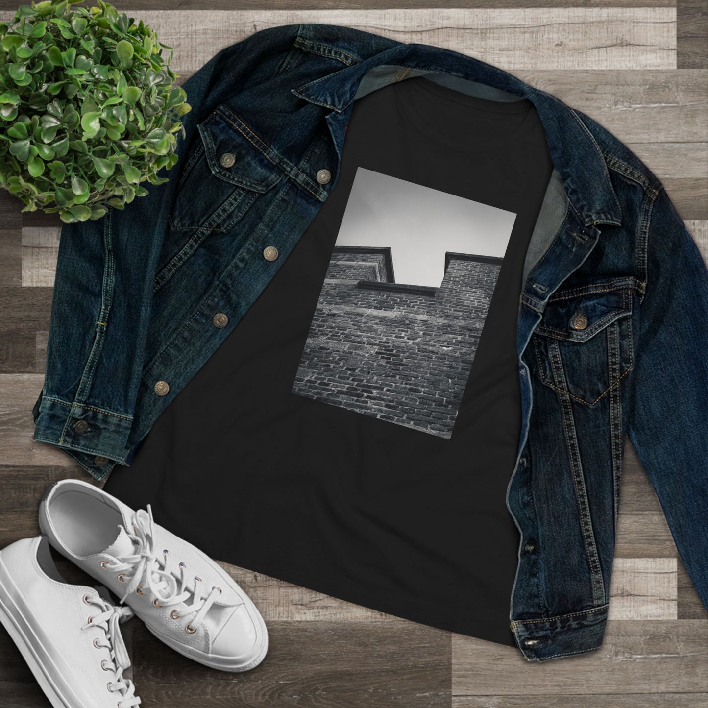 Abstract Angles Burcht Leiden Moody Woman's Tee | The Monochrome Moods Collection