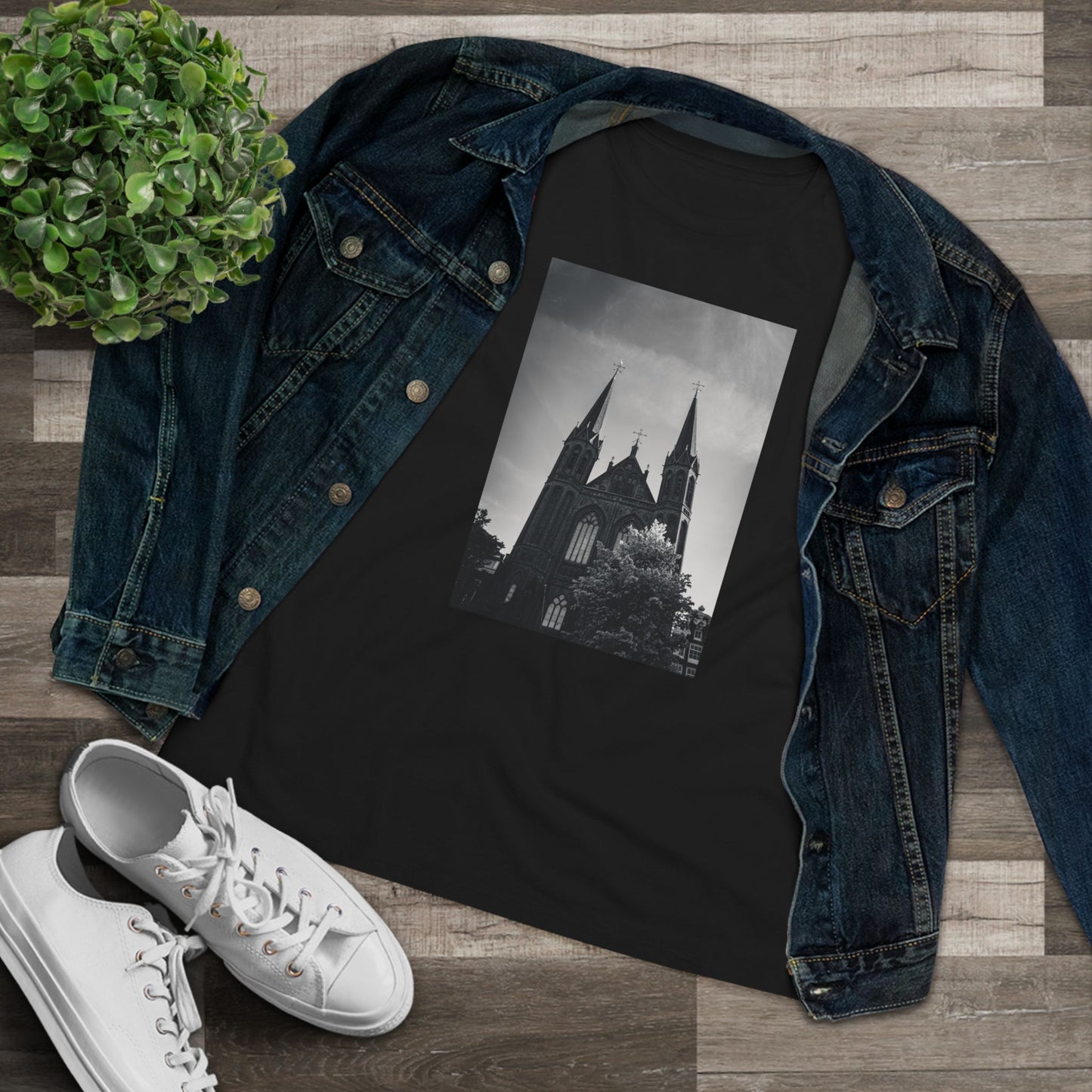 Iconic Form Amsterdam Moody Woman's Tee | The Monochrome Moods Collection